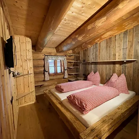 Hotell Kulinarik Zur Stoa Alm Neustift am Alpenwalde